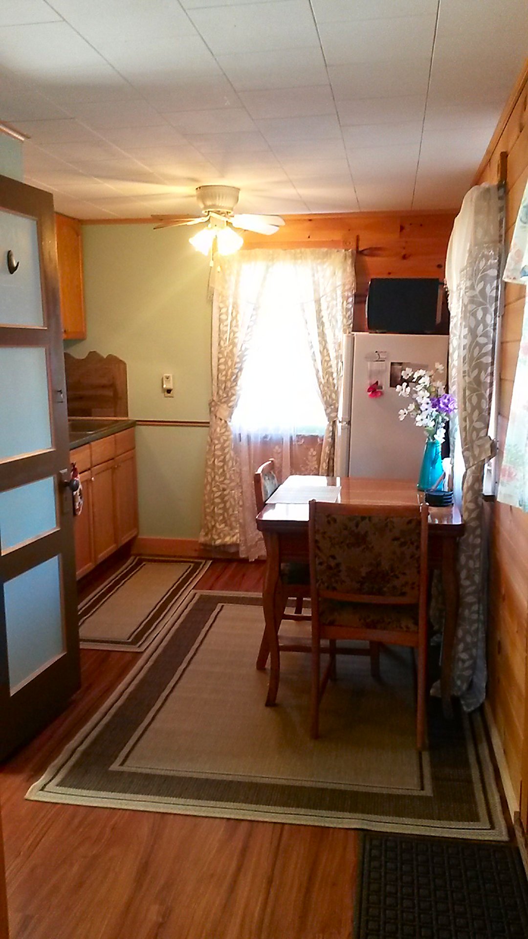 Fridge, table, 2 chairs